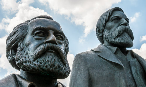 Statue of Marx and Engels